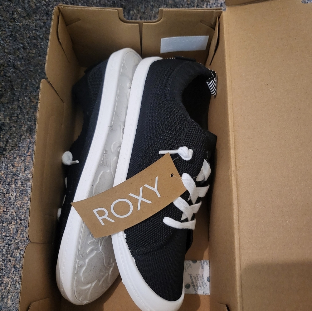 Size 9 Bayshore Slip on Shoes